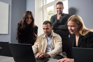 CR_25-10-07_AGanalytics_0826_high copy